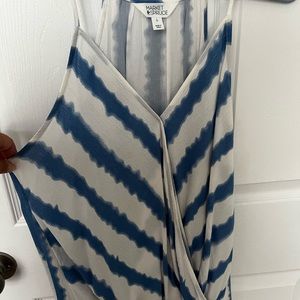 Market and Spruce size large high low tank nwot